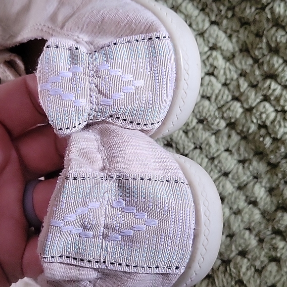 Time and Tru duo slip on tennis shoes set - Picture 4 of 8